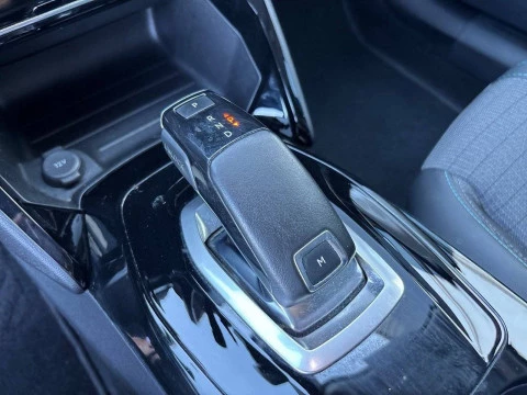 Peugeot 2008 GT BlueHDI 130 S&S EAT8