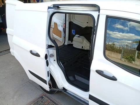 Ford Transit Courier Van 1.5 TDCi 56kW Trend