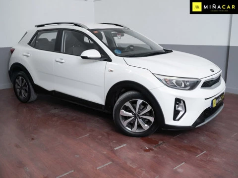 Kia Stonic 1.0 TGDi 74kW 100CV MHEV iMT Concept