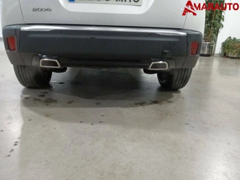 Peugeot 2008   Puretech 130 S&S 6 Vel. MAN Allure Pack