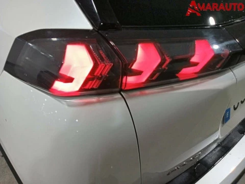 Peugeot 2008   Puretech 130 S&S 6 Vel. MAN Allure