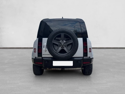 Land Rover Defender 3.0D I6 250 X-Dyn SE 110 AT 4WD MHEV