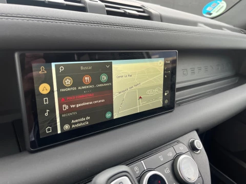 Land Rover Defender 3.0D I6 250 X-Dyn SE 110 AT 4WD MHEV