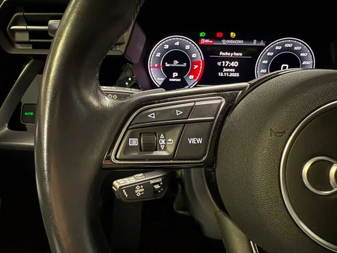 Audi A3 Sportback Black line 35 TFSI 110kW S tro