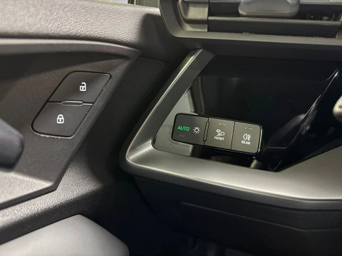 Audi A3 Sportback Black line 35 TFSI 110kW S tro