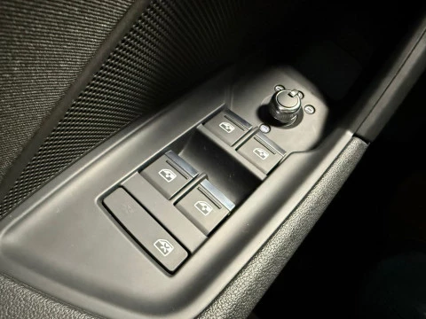 Audi A3 Sportback Black line 35 TFSI 110kW S tro