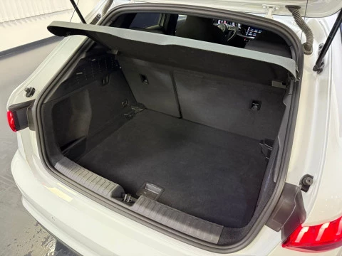 Audi A3 Sportback Black line 35 TFSI 110kW S tro