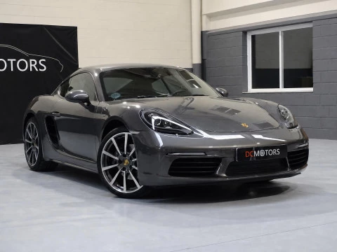 Porsche 718 Cayman