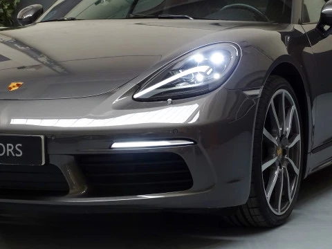 Porsche 718 Cayman