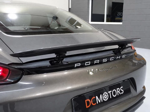 Porsche 718 Cayman
