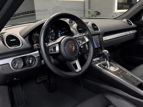 Porsche 718 Cayman