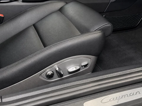Porsche 718 Cayman