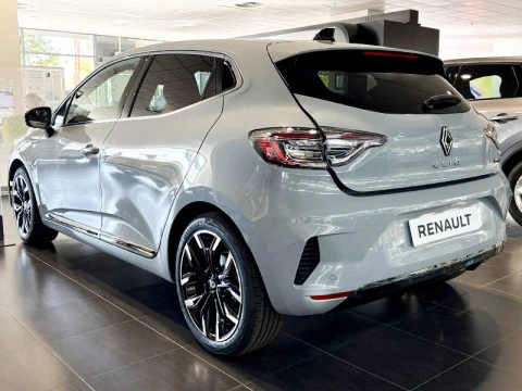 Renault Clio Techno full hybrid E-Tech 145 (103Kw)