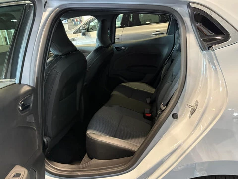 Renault Clio Techno full hybrid E-Tech 145 (103Kw)