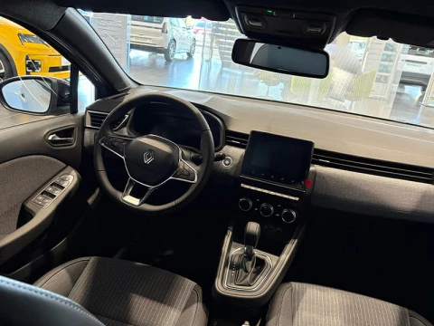 Renault Clio Techno full hybrid E-Tech 145 (103Kw)