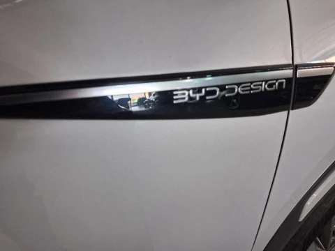 BYD ATTO 2 BEV 45KWH BOOST 5P