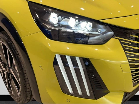 Peugeot e-208 GT Eléctrico 156 (115 Kw)