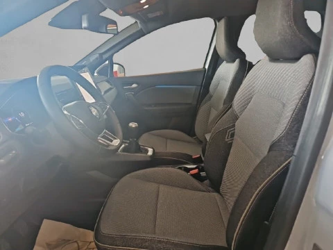 Renault Captur techno Eco-G 100cv (74 kW)