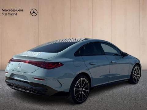 Mercedes-Benz CLA  250+ con tecnologia EQ