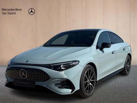 Mercedes-Benz CLA  250+ con tecnologia EQ