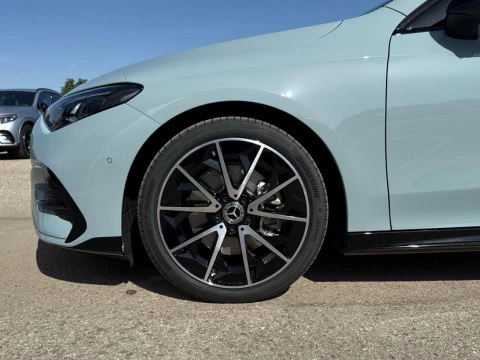 Mercedes-Benz CLA  250+ con tecnologia EQ