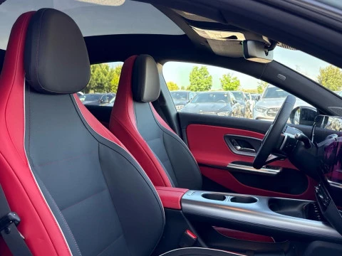 Mercedes-Benz CLA  250+ con tecnologia EQ