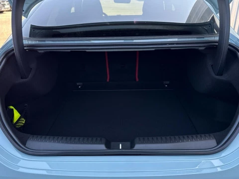Mercedes-Benz CLA  250+ con tecnologia EQ