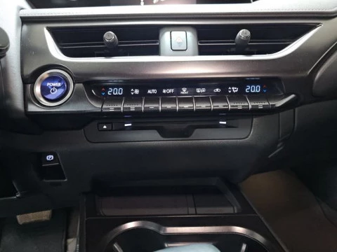 Lexus UX 2.0 250h Business