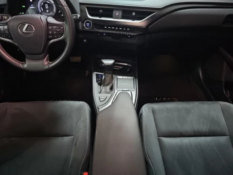 Lexus UX 2.0 250h Business