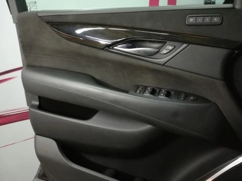 Cadillac Escalade Platinum