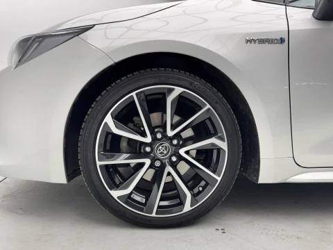 Toyota Corolla 2.0 180H FEEL! E-CVT TOURING SPORT