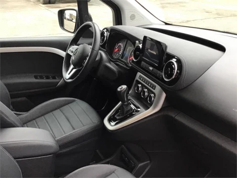 Mercedes-Benz Clase T 180 d Progressive