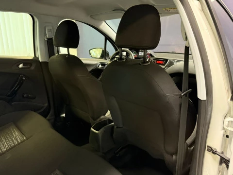 Peugeot 208 5P LIKE 1.6 BlueHDi 55KW (75CV)