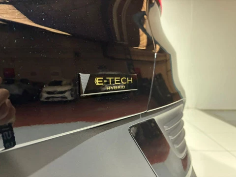 Renault Arkana TECHNO FULL HYBRID E-TECH