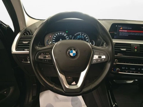 BMW X3 xDrive30e