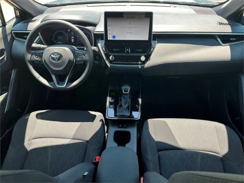 Toyota Corolla Cross Style Hybrid 200