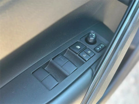 Toyota Corolla Cross Style Hybrid 200