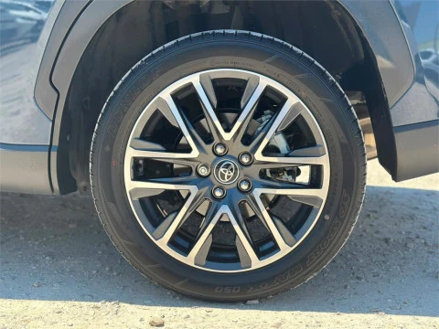 Toyota Corolla Cross Style Hybrid 200