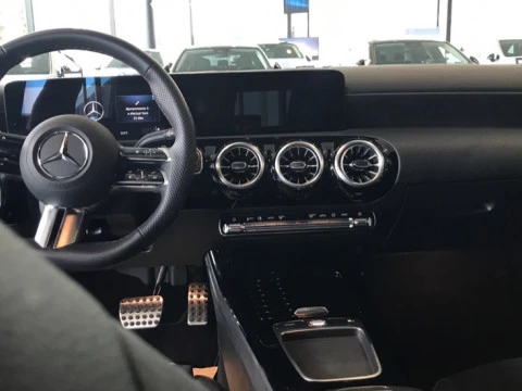 Mercedes-Benz Clase A  250 e Compacto