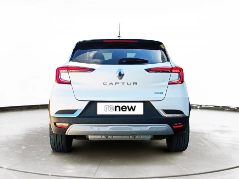 Renault Captur 1.6 E-TECH 117KW ENGINEERED FAST TRACK PLUG IN 5P