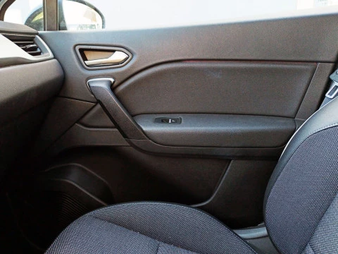 Renault Captur 1.6 E-TECH 117KW ENGINEERED FAST TRACK PLUG IN 5P