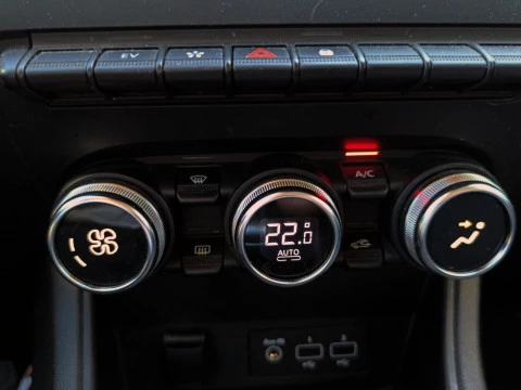 Renault Captur 1.6 E-TECH 117KW ENGINEERED FAST TRACK PLUG IN 5P