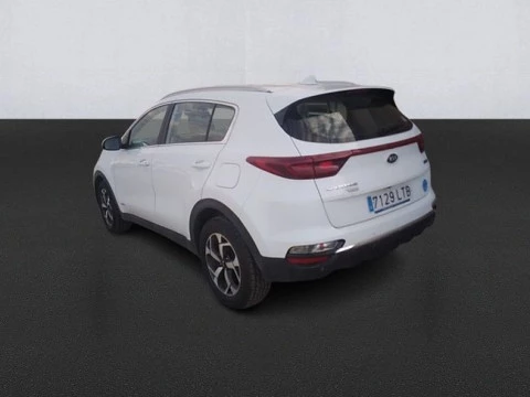 Kia Sportage 1.6 MHEV Business 100kW (136CV) 4x4