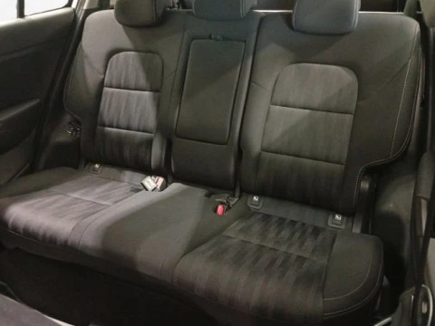 Kia Sportage 1.6 MHEV Business 100kW (136CV) 4x4