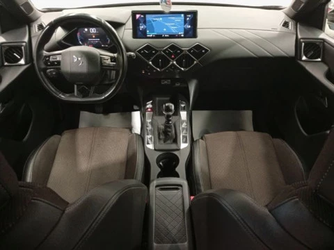 DS 3 Crossback BlueHDi 81 kW Manual BASTILLE