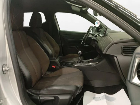 DS 3 Crossback BlueHDi 81 kW Manual BASTILLE