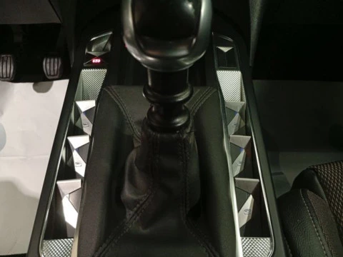 DS 3 Crossback BlueHDi 81 kW Manual BASTILLE