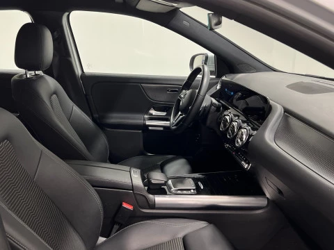 Mercedes-Benz GLA GLA 200 D