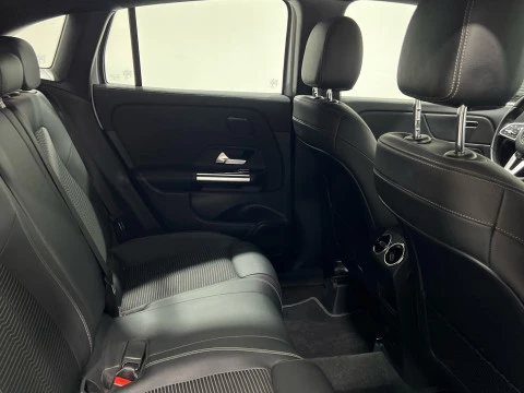 Mercedes-Benz GLA GLA 200 D