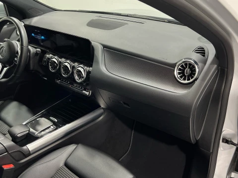 Mercedes-Benz GLA GLA 200 D